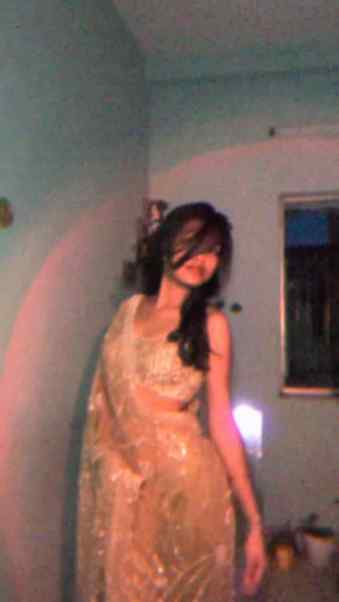 ✨
.
.
.
.
#viral #reels #fyp #love
[viral,saree,90’s song]