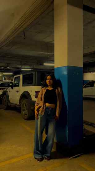 When Spotify dictates the aesthetic. 🎧
.
.
.
#ootd #fyp #fi
