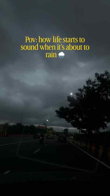 Life start to sounds peace when it rains 🌧️
.
.
.
#rainysea