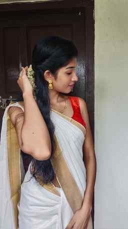 Late ayii post cheyunnaa....Onam GRWM 🫣🪷✨
.
.
.
.
.
#insta