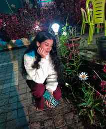 Blooming flowers & a love that quietly captures me 🌸💋
@psy
