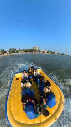 POV: the only waves I’m riding this summer are the fun ones 