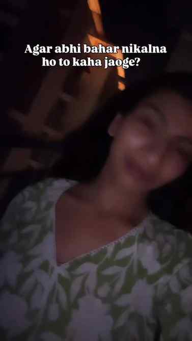Agar abhi bahar nikalna ho to kaha jaoge? 👀🌃

#NoidaNights