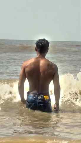 Ocean Air 🙂‍↔️
.
.
.
.
.
.
#beachbody #facecard #ocean #gym