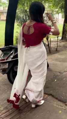 Fit check❤️🌸
.
.
.
#fitcheck✔️ #sareefashion #sareefitchec