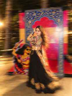 A little blur, a lot of magic. ✨
(instagram effect, trending