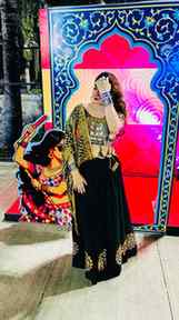 Garba in my heart, drama in my outfit💓. #fypppppppppppppppp