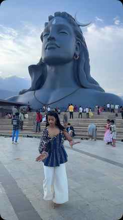 प्रारंभ से अंत तक, अंत से अनंत तक, सब शिव है। 🌏🙏🌼