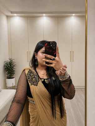 Saree time 🤭
.
.
.
.
.
.
.
.
.
.
.
.
.
.
.
.
#saree #newpo