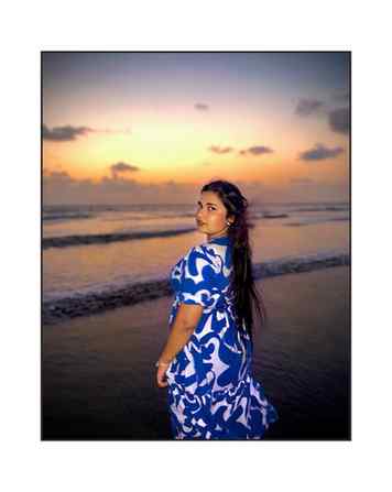 Blue skies above, endless waves ahead, and a heart full of p