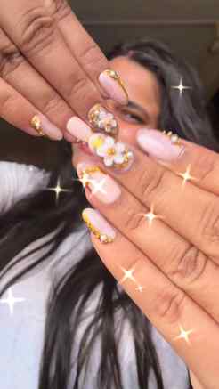 Dm to order 📩🌸
Follow: @thekrazeofnails
.
.
.
.
.
.
.
.