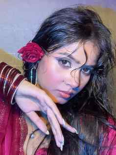 Mujhe tikha acha lage 🫣❤️✨