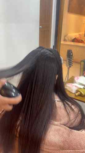 Location:B4U unisex family salon HSR layout sector 7 9th mai