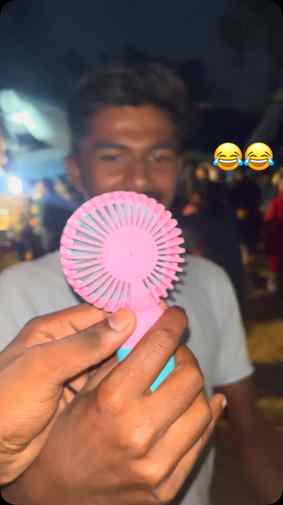 Mini पंखा 🪭 #viral #fyp #funnyreels #instareels #viralvideo