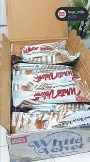 Hugs white velvet coconut bar
Available on amazon 
Comment l