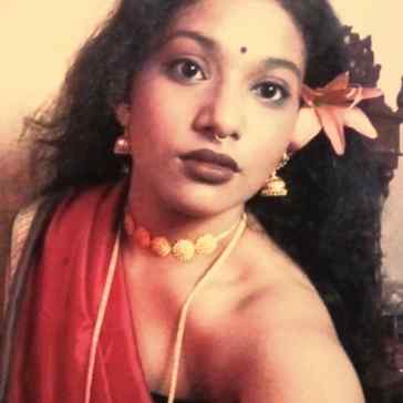 सौन्दर्य लहरी🥀
.
.
.
.
.
.
.
.
#photoshoot #ancientindia #f