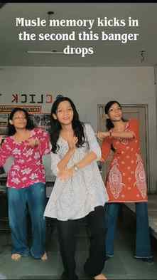 This choreo is engraved in our heads
.
.
.
.
#explore #tren