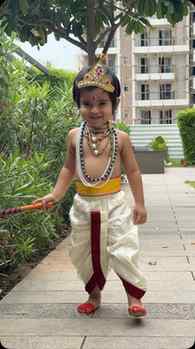 Radhe radhe
मेरा कान्हा… मेरी दुनिया, मेरा सुकून, मेरा सबस