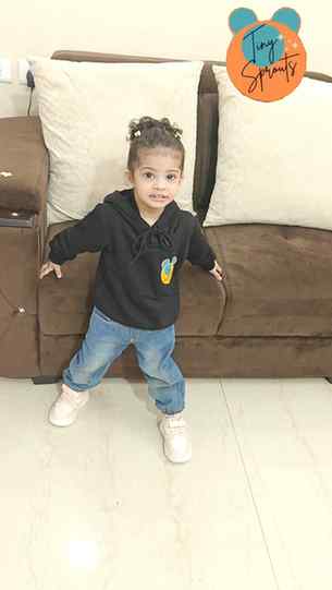 Cute, comfy & stylish — everything little ones need! 💛
Kuhu