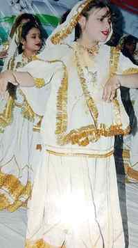 Baddie since day 1 

lucknow tehzeeb, adab lucknow culture, 