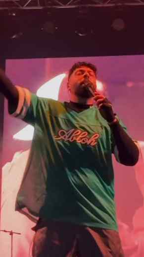 Badshah 🔥
#BadshahLive
#BadshahConcert
#ParulUniversity
#