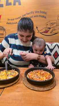 🥲ajeeb duvidha h🥲
#maalove♥️ #fastfoodlover #maakimamta❤️❤
