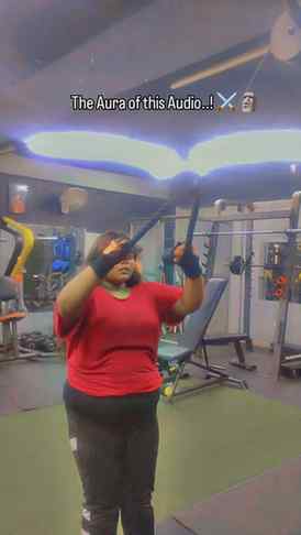 Shant rhana bhi jaruri h 👍
#gym #girlpower #fitchick #gymm
