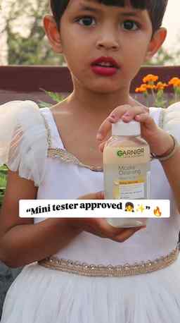“Makeup remove karna ab itna easy ho gaya hai 😍💛
Maine try
