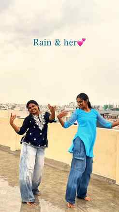 Unfiltered Happiness🤍

#rainydays #raindance #dance #trendi