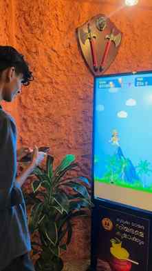 Food kayikkan poyappam arrankilum ee game kallichittundoo? �