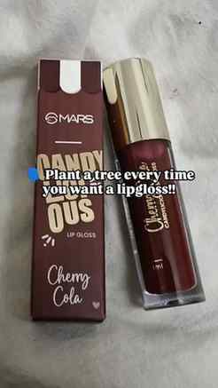 I mean who doesn't want a new lipgloss right?! @reachedmars 