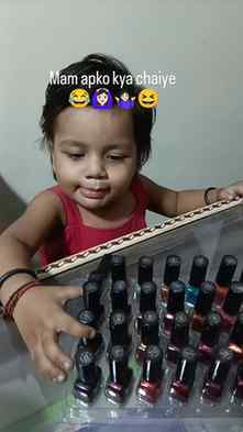 Inka alag hi laga hua hai 😆😆😂😂