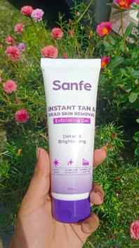 Perfect for post-sun skincare☁️✨
Glow reset with Sanfe Inst