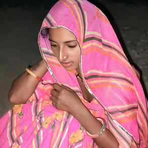 आप तो केतनी विरोसा बसावोला पास में...😢😢