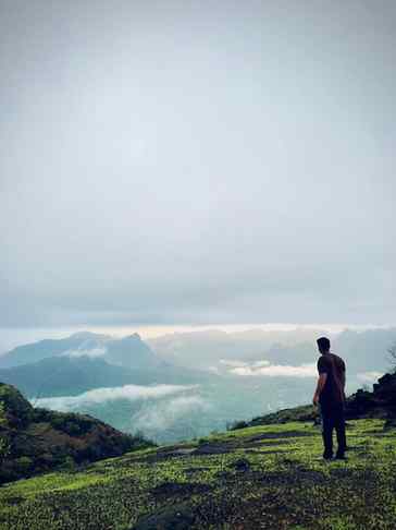 This view held my gaze 🫣🕊️