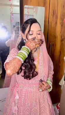 Reception bride 
@marvellous_makeupartist 
.
.
.
.
.
#punema