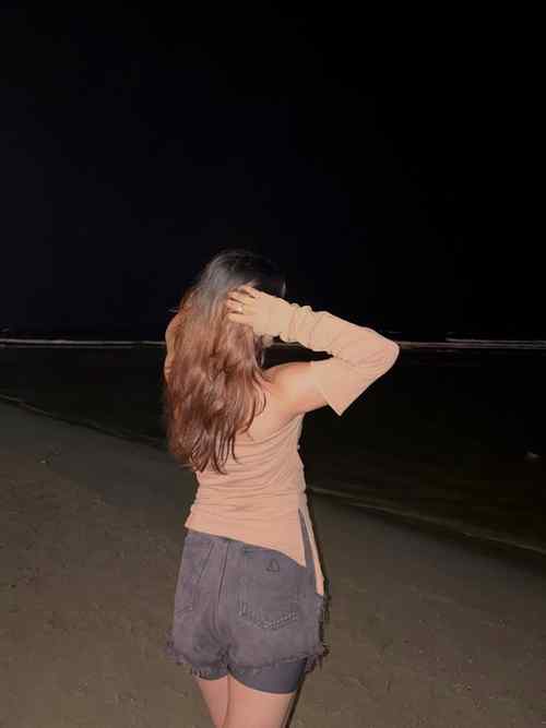 Let the music say it all 🎧🤎
#trending #post #trip #viral #