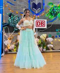 The face card of an Indian princess 👑🩵

Dress by 👗:- @sim