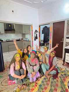 Bappa ko bida karte waqt dil thoda bhaari to hota hai, par j