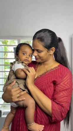 വാവയ്ക്ക് പാല് കൊടുക്കുമ്പോൾ നിങ്ങൾക്കും ഈ probelm ഉണ്ടോ✨
.
