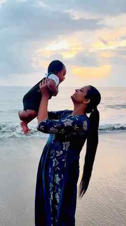 Her first Beach date 🏖️ 🌊 
.
.
.
.
.
#fyp #instagood #inst