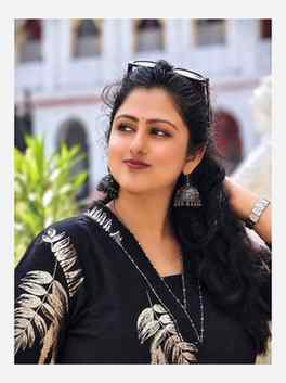 A little tradition, a little glamour, and endless Pujo magic