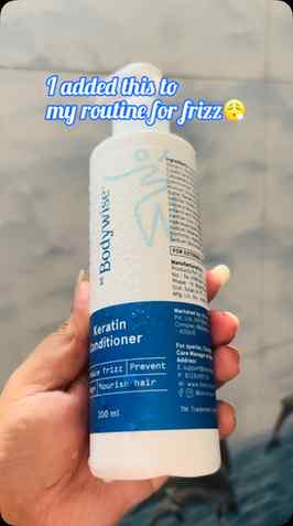 A product I keep reaching for when my hair feels dry & frizz