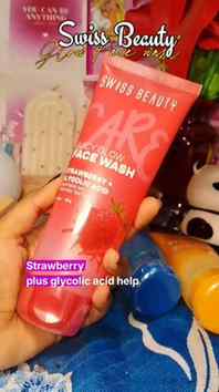 ✨Meet the Swiss Beauty Juicy
Glow Face Wash range!✨
Give yo