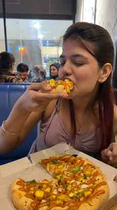 #Ad ✨ Paneer lovers, this one's for you! 🍕💛
Meet the Pane