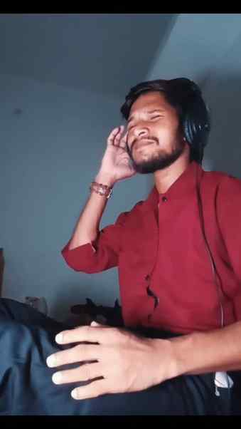 Chunari chunari 🎶
#instafeed #cover #reelitfeelit