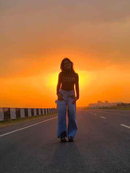 Main character energy at golden hour❤️🔥♌🌇
.
.
.
#instagra