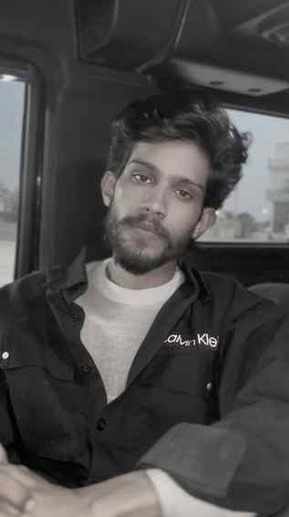 Sach bolna gunah nahi hota…
par sach sunna sabke bas ka nahi