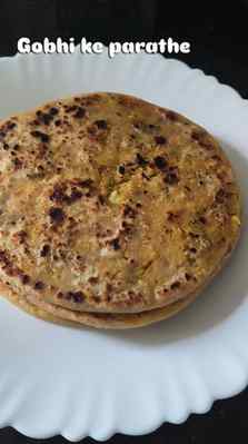 🥰 Crispy बाहर से, soft अंदर से… Gobhi ke parathe ka perfect