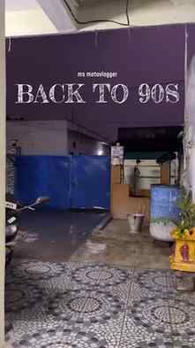 📻 Old memories… Radio vinadaniki oka radio set kosam wait c